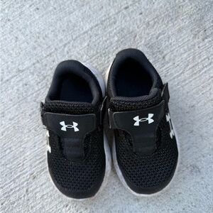 Under Armour Kids Black and White Sneakers